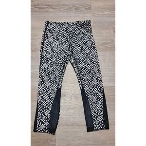 Nike Dri‎ Fit Black White Print Capri Leggings Size S
